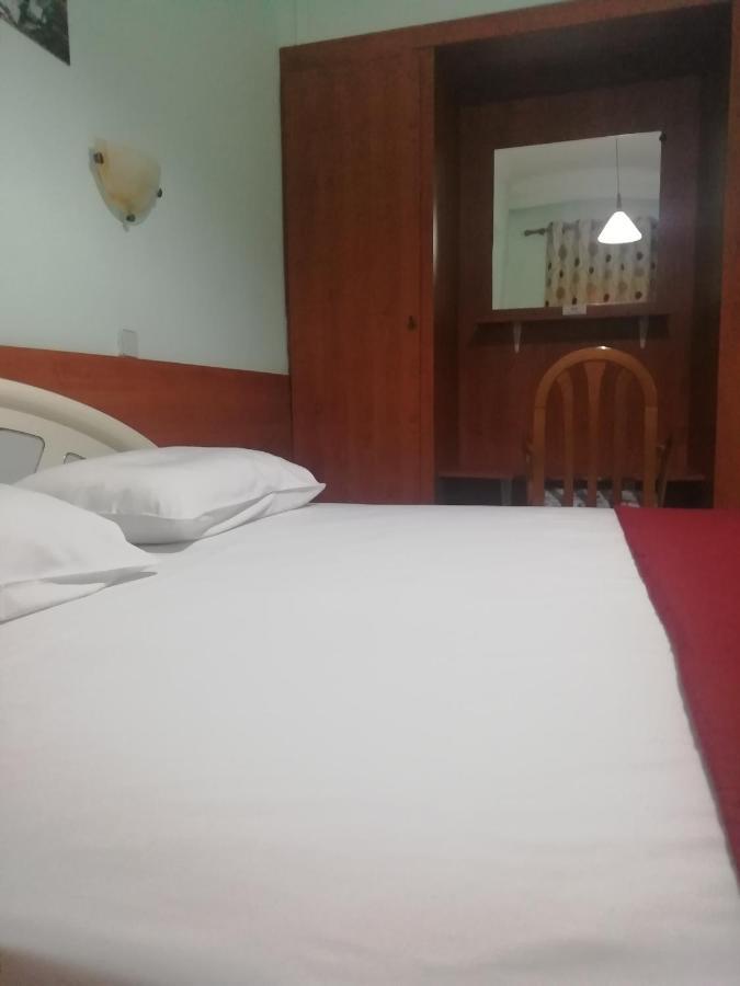 Hotel Elena エデッサ エクステリア 写真