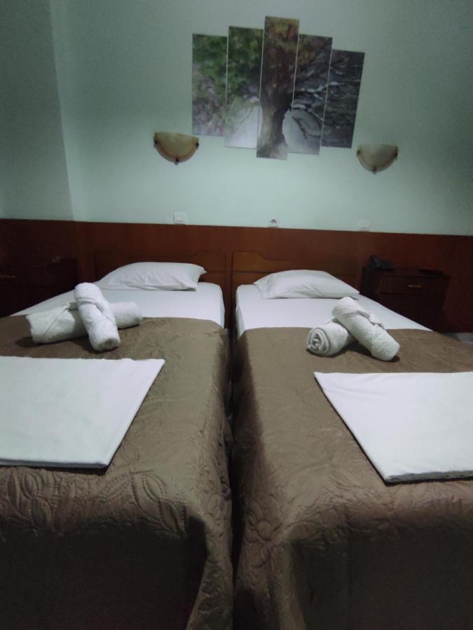 Hotel Elena エデッサ エクステリア 写真